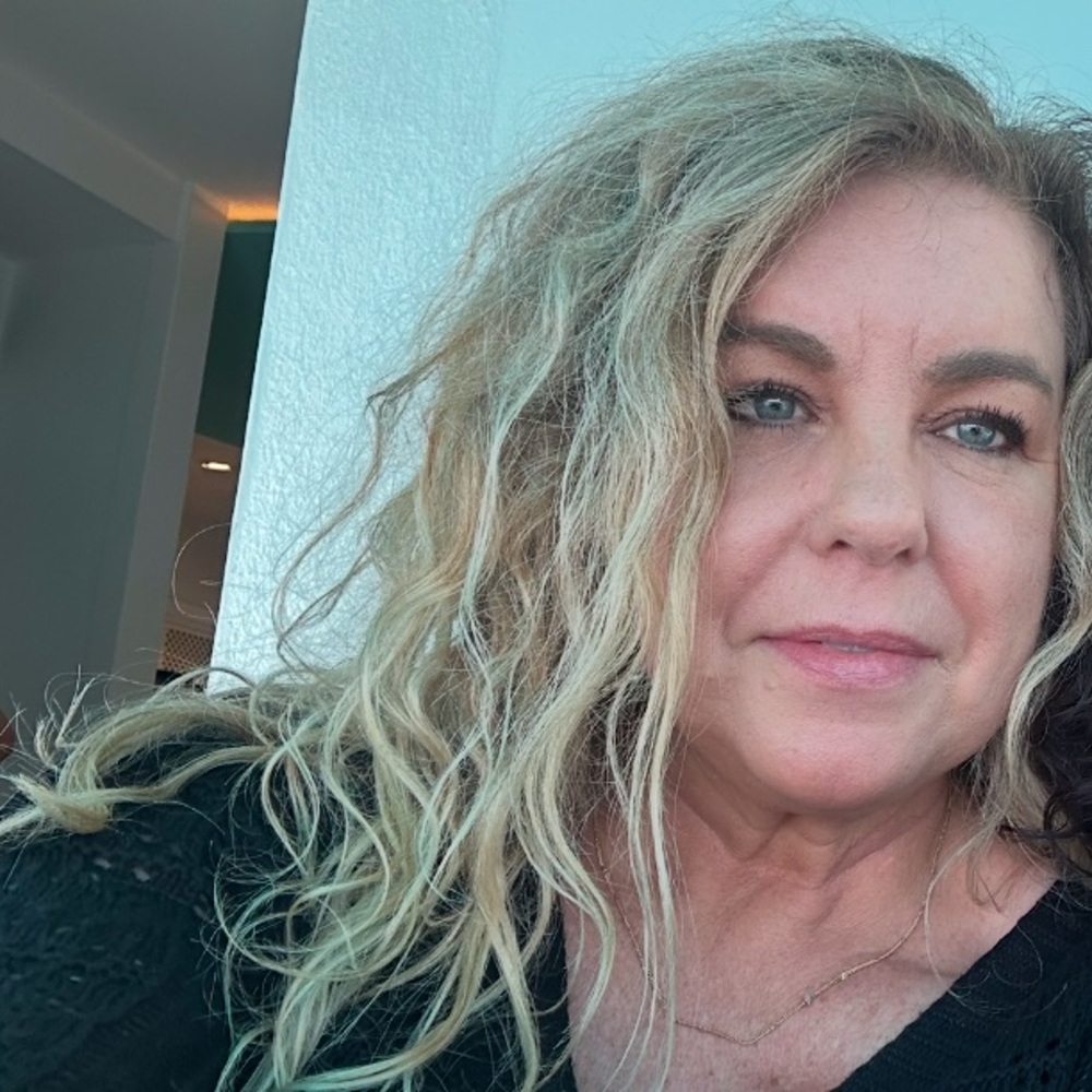 Meet your Posher, Rebecca